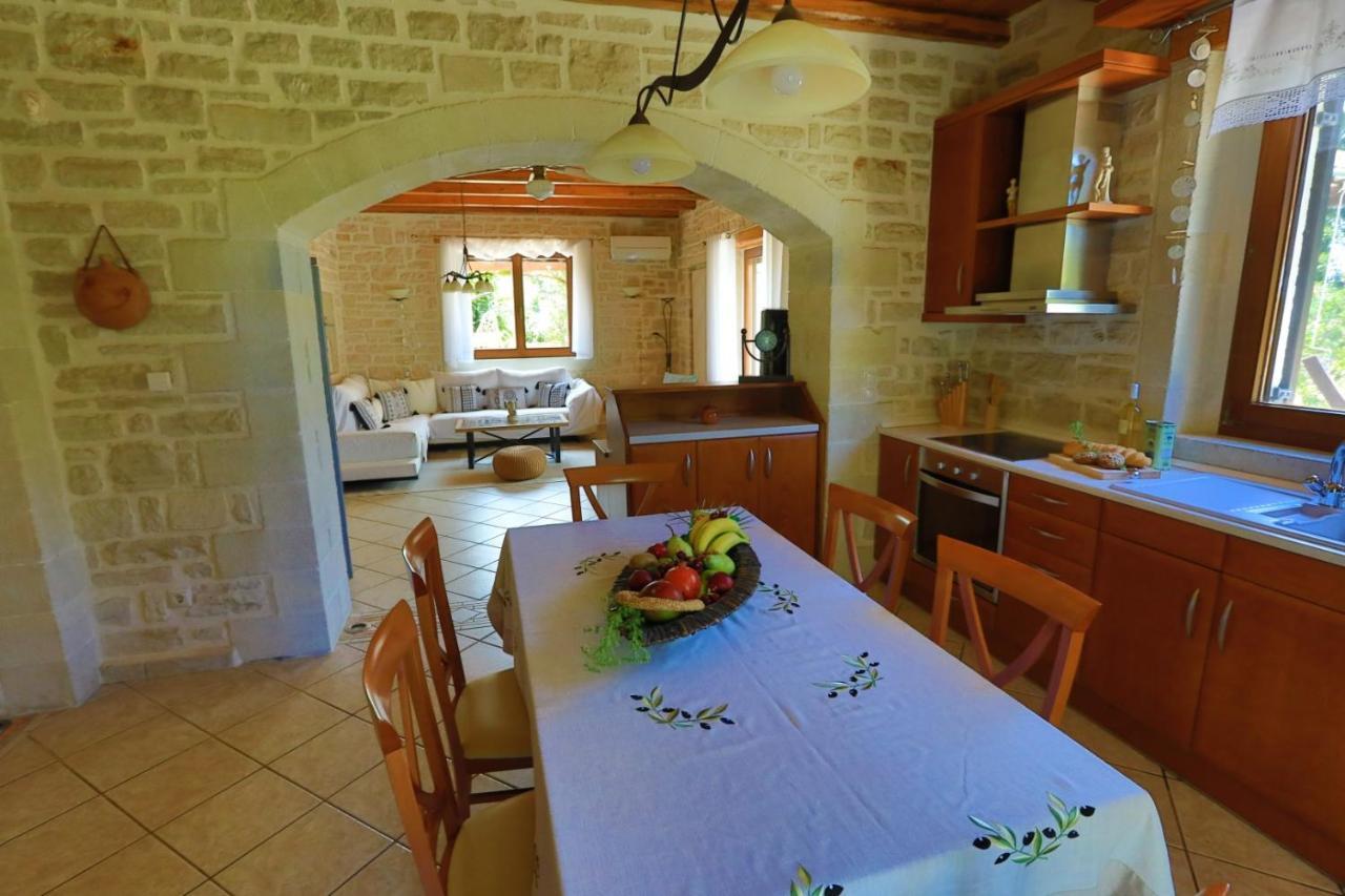 Villa Harmony, Steinvilla Prinés Екстериор снимка