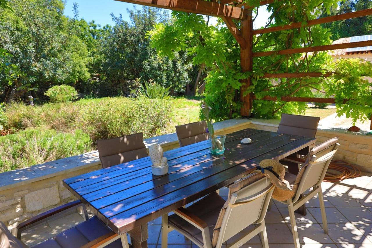 Villa Harmony, Steinvilla Prinés Екстериор снимка