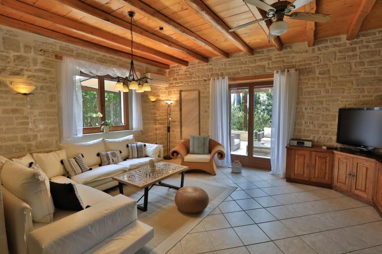 Villa Harmony, Steinvilla Prinés Екстериор снимка
